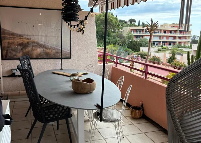 T3 Luxe, Vue Mer-piscine, A Pied Apartmán *