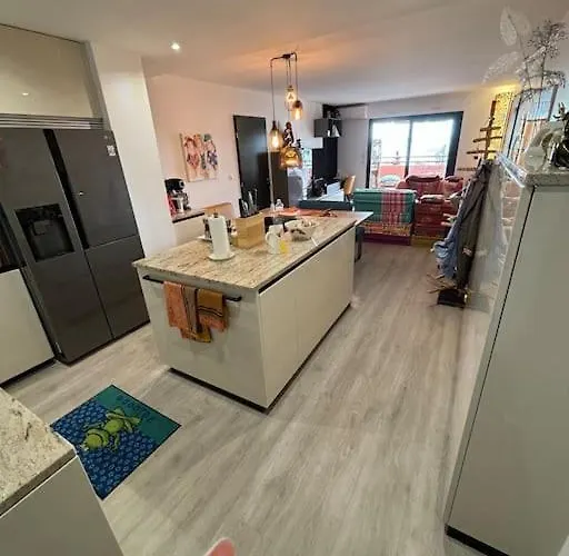 Apartmán T3 Luxe, Vue Mer-piscine, A Pied